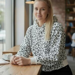 Lucky Brand Cotton Hoodie Animal Print Sz L Weekend Free-Spirit Cozy Cafe Brunch